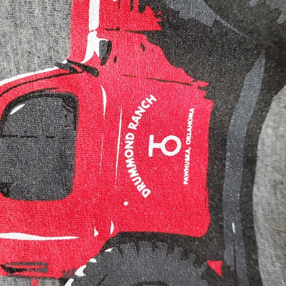 The Pioneer Woman Mercantile Drummond Truck t-shirt - Picture 7 of 9